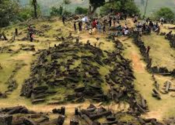 Kejutkan Seantero Dunia, 1 Juta Misteri di Balik Situs Megalith Gunung Padang