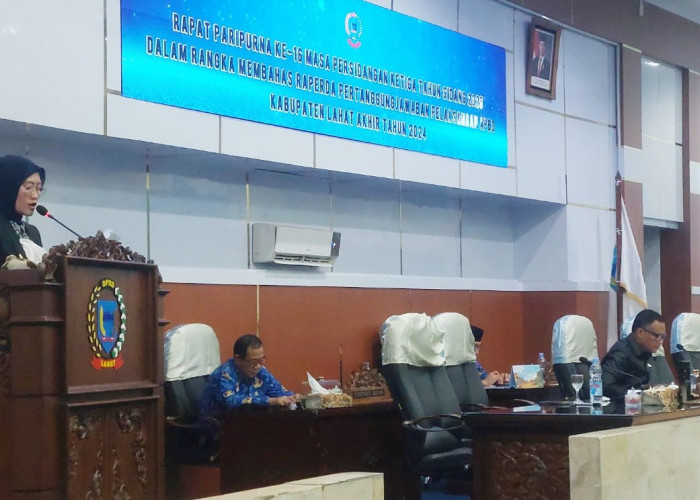 Wabup Lahat Widia Ningsih Tanggapi Pandangan Fraksi DPRD Terkait Raperda Pertanggungjawaban APBD 2024