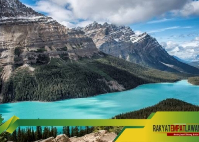 Menyusuri Keindahan Tersembunyi Peyto Lake Kanada, Danau Berbentuk Serigala yang Bikin Takjub