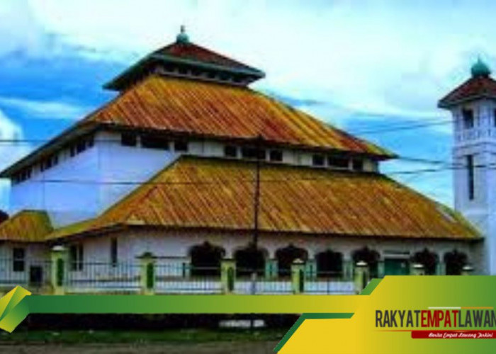 Menelusuri Jejak Sejarah Masjid Tua Al-Mujahidin di Kabupaten Bone