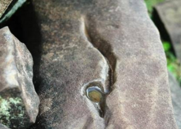Misteri Batu Kujang Prabu Siliwangi di Situs Gunung Padang