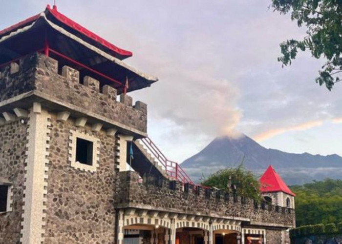 The Lost World Castle: Destinasi Wisata Ala Jepang di Lereng Gunung Merapi