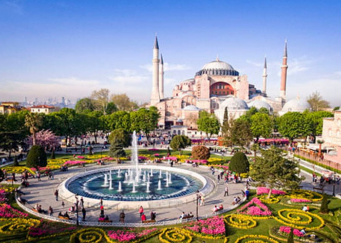 Turki: Jembatan Antara Kekayaan Budaya dan Keramahan yang Memikat
