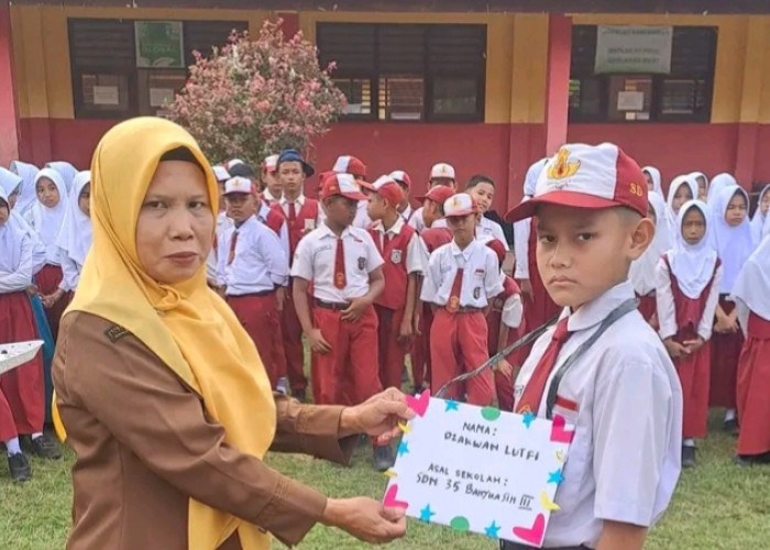 103 Murid Baru Ikuti MPLS di SMPN 5 Banyuasin III, Dihadiri Kadisdikbud