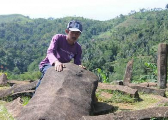 Misteri Batu Gendong di Situs Gunung Padang Cianjur, Mitos dan Rahasia Tersembunyi