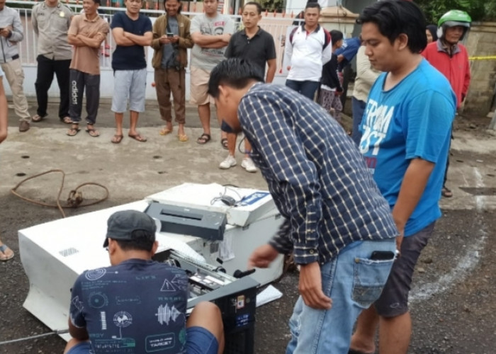 Kawanan Rampok Berhasil Bobol Mesin ATM di Lubuklinggau 