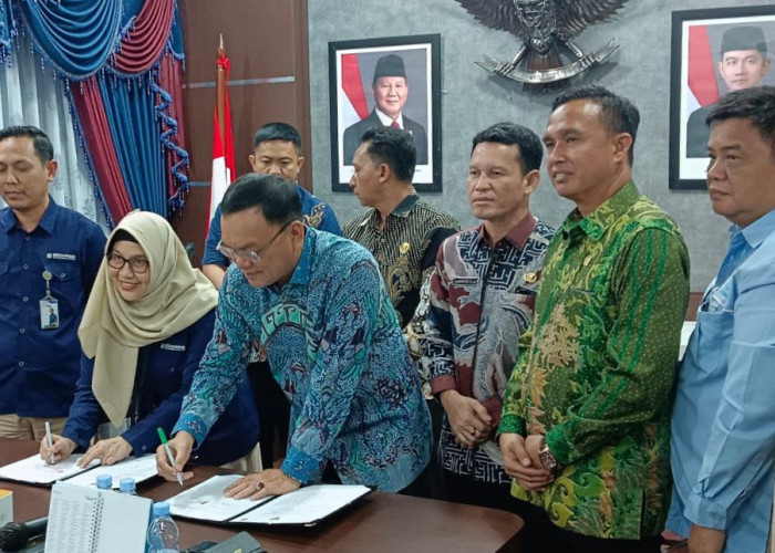 Bupati Joncik & Wabup Arifai Tuntaskan Janji: Infrastruktur Jalan Digarap, BPJS Kesehatan Kembali Aktif