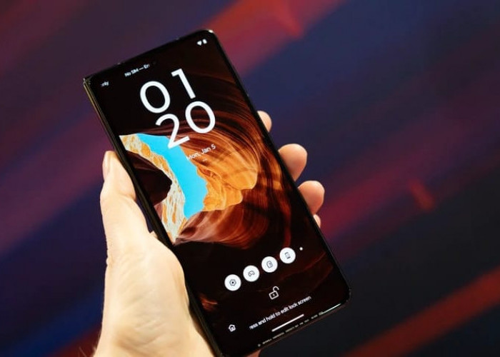 Motorola Bikin Heboh! Razr Fold Muncul dengan Layar Raksasa & Desain Lembut