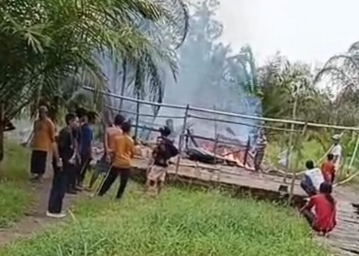Kebakaran Rumah di Indralaya Diduga Akibat Korsleting Listrik, Kerugian Rp 50 Juta