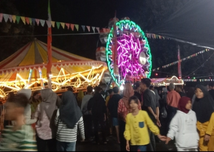 Pasar Malam Perdana Buka, Banyak Wahana Permainan, Jadi Hiburan Favorit Warga Empat Lawang