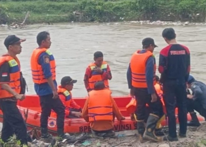 BPBD Prabumulih Susur Sungai Kelekar untuk Cegah Banjir dan Longsor