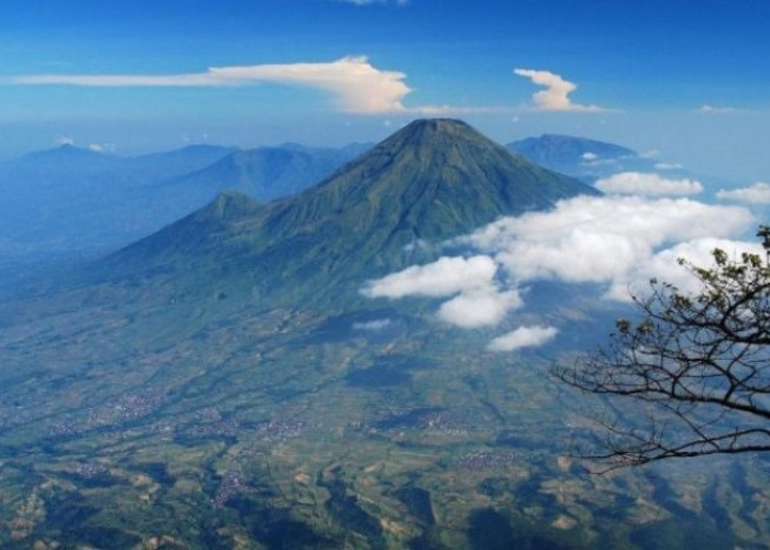 Pengalaman Mistis Pendaki Gunung Merbabu, Yogyakarta: Diterpa Kabut dan Suara-Suara Aneh