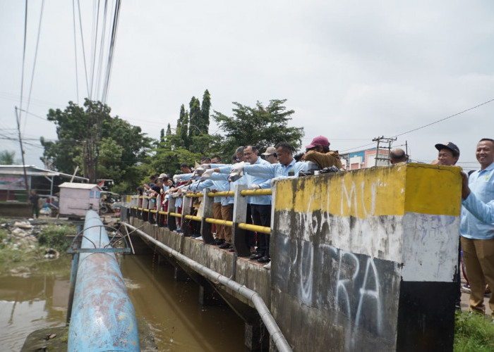 Peringatan HPSN 2025 di Sumsel: Edukasi dan Aksi Bersih-Bersih di SMAN Sumsel