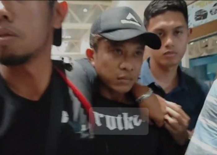 Usai Bersembunyi Di Padang, Otak Pembunuhan Pegawai Koperasi Tiba di Palembang, Antoni Diamankan 