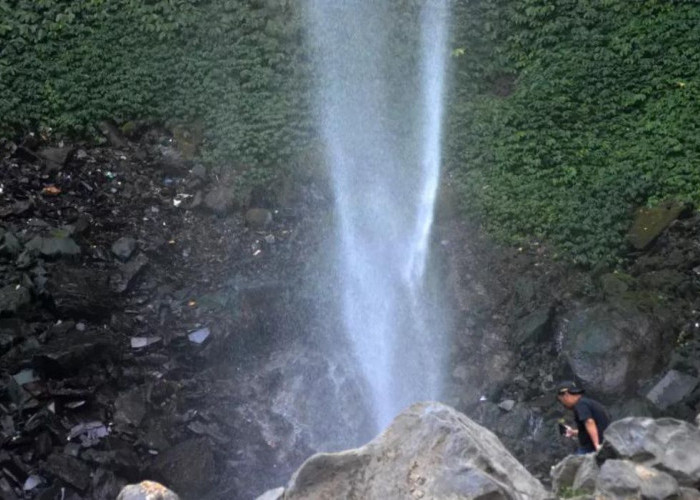 Air Terjun Grojogan Sewu, Surga Tersembunyi di Tawangmangu