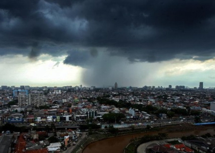 BMKG Identifikasi Bibit Siklon Tropis 91S, Warga Sumsel Diminta Waspada Cuaca Ekstrem
