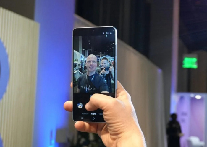 Samsung Galaxy S27 Pro dan Ultra Dirumorkan Pakai Kamera Selfie 16MP, Tinggalkan Sensor 12MP 