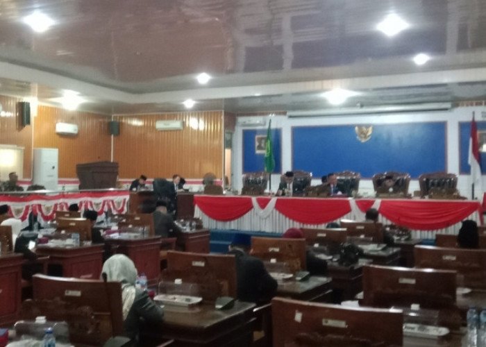 Rapat Paripurna DPRD Empat Lawang, Joncik Beberkan Rencana Perubahan APBD 2026