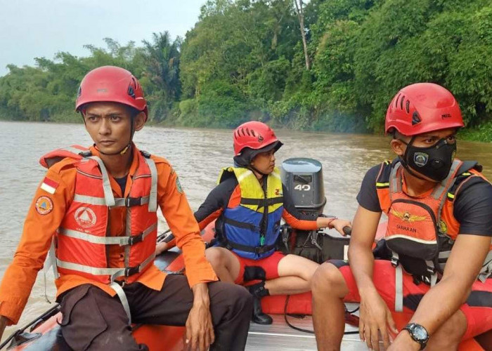 Malangnya! Pria Paruh Baya di Baturaja Hilang Terseret Arus Sungai Saat Hendak Pulang Berlebaran