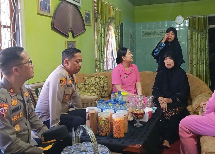 Kapolres Lubuk Linggau Anjangsana ke Purnawirawan, Wujud Kepedulian di HUT Bhayangkara ke-79