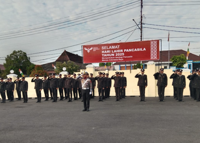 Kapolres Lahat Pimpin Upacara Peringatan Hari Lahir Pancasila 2025