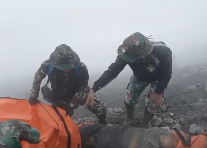 Tragedi Erupsi Gunung Marapi Sumbar: Tim SAR Temukan 13 Korban, Evakuasi Masih Berlangsung
