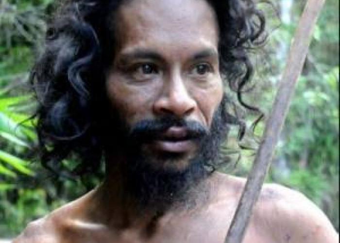 7 Misteri Mengerikan dari Suku Maluku yang Menantang Logika