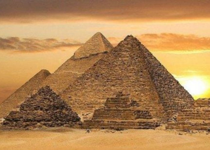 Sembilan Fakta Mencengangkan Tentang Piramida di Mesir