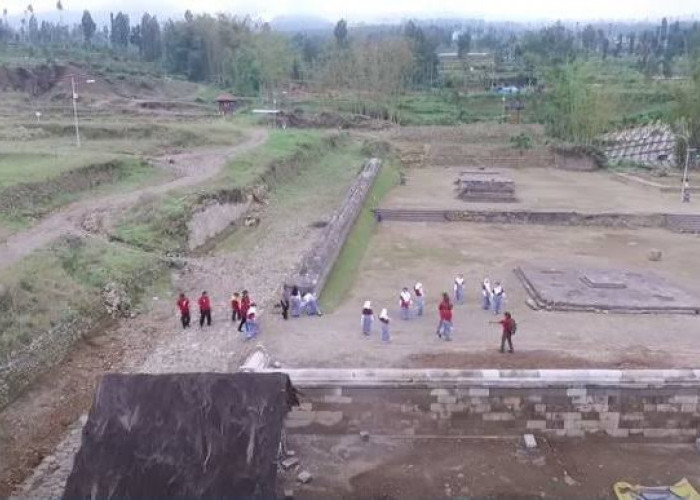 Banyak Ditemukan Peninggalan Kuno di Situs Gunung Padang, Ada Apakah Yah?