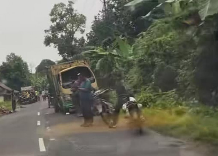 Tabrakan Maut di OKU Timur, Pengendara Honda Revo Tewas di Tempat