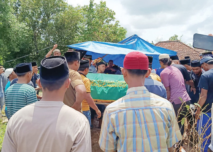 Memilukan, Empat Pelajar Korban Kebakaran di OKU Timur Dimakamkan Satu Liang
