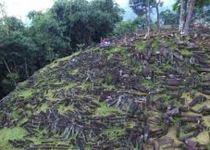 Wow Keren Banget! Ternyata Ini Sejarah Singkat Misteri Situs Gunung Padang Cianjur, Ada Apa?