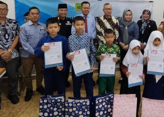 Pemerintah Empat Lawang Bekerjasama dengan Kejaksaan Empat Lawang Salurkan KIA dan Bantuan Anak Yatim Piatu