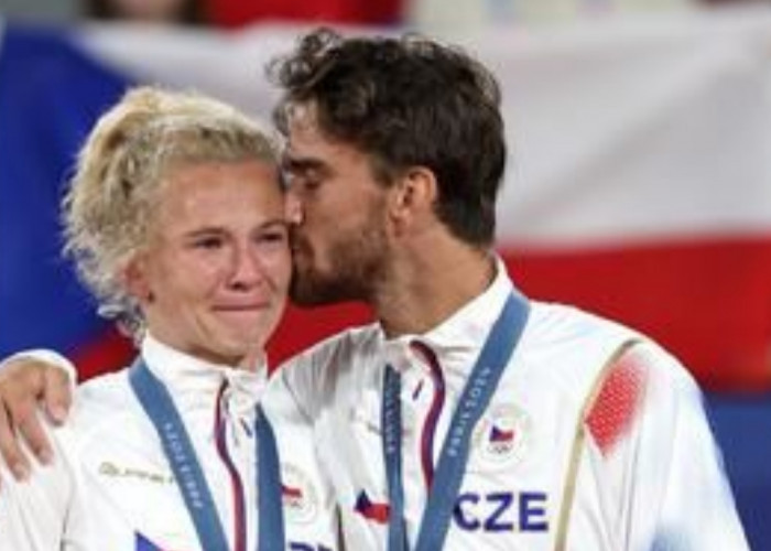 Kisah Cinta di Olimpiade! Pasangan Ganda Campuran Tenis Asal Ceko Ini Bikin Penggemar Baper