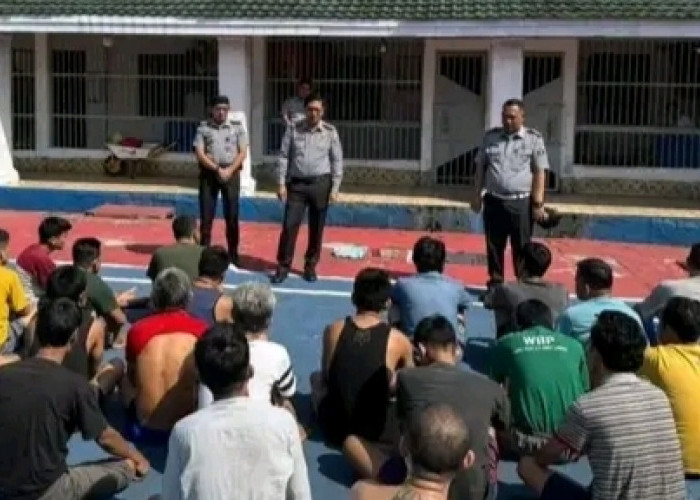 Kalapas Empat Lawang Pimpin Razia Kamar Hunian Jelang Idul Adha 1446 H