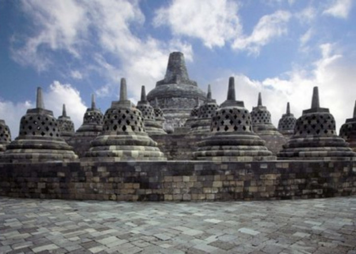 5 Kuil dan Candi Buddha Tertua dan Terkenal di Dunia