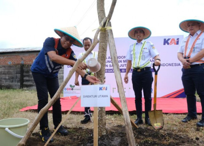 KAI Tanam Satu Juta Pohon, Langkah Nyata Selamatkan Bumi!