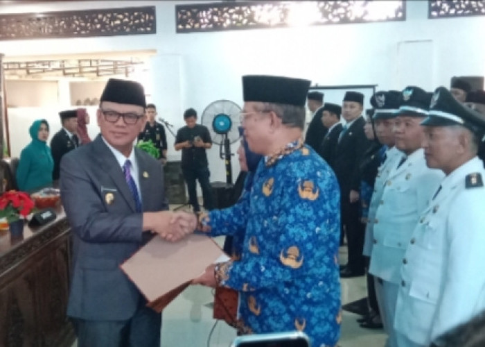 Bupati Joncik Muhammad Lantik 62 Pejabat, Dorong Perbaikan Kinerja dan Pelayanan Publik
