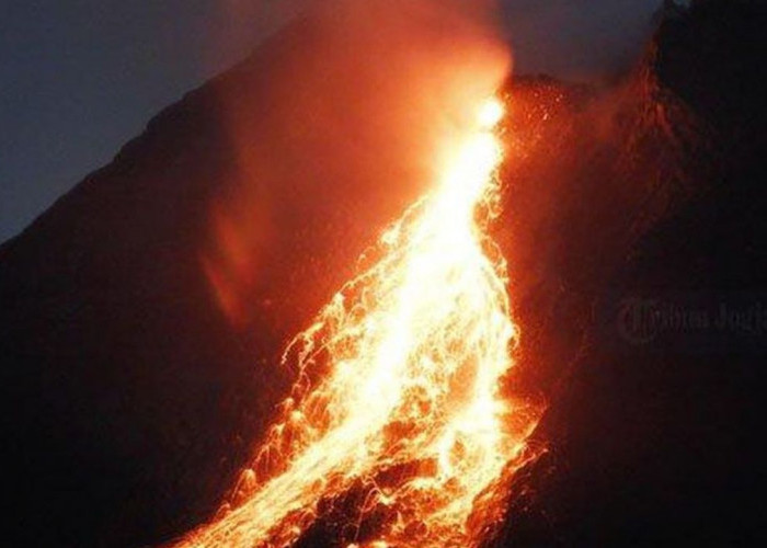 Gunung Merapi: Mitos dan Legenda di Tanah Jawa