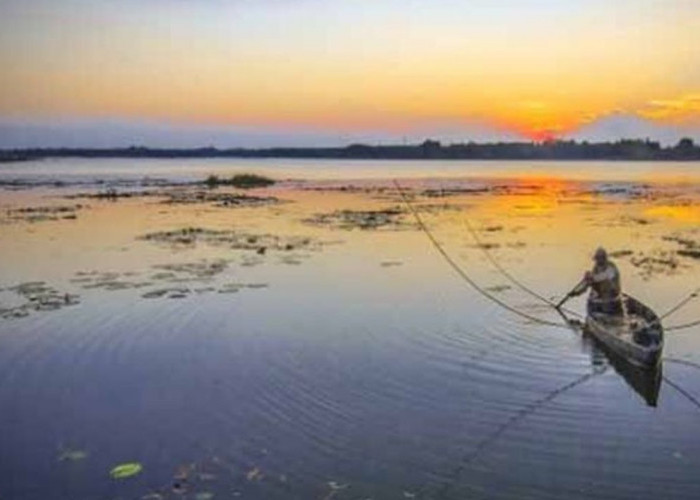 Mengungkap Keindahan dan Keagungan Danau Tirta Gangga: Memadukan Wisata Alam dan Religi