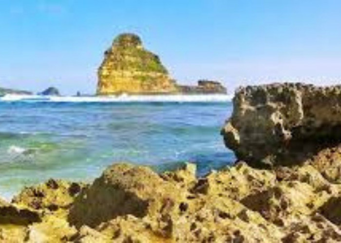 Pantai Gerupuk: Surga Peselancar dan Keindahan Alam Lombok
