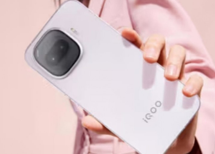  iQOO Z11 Jadi HP Pertama dengan Dimensity 7500 Turbo, Bawa RAM 12 GB dan Android 16