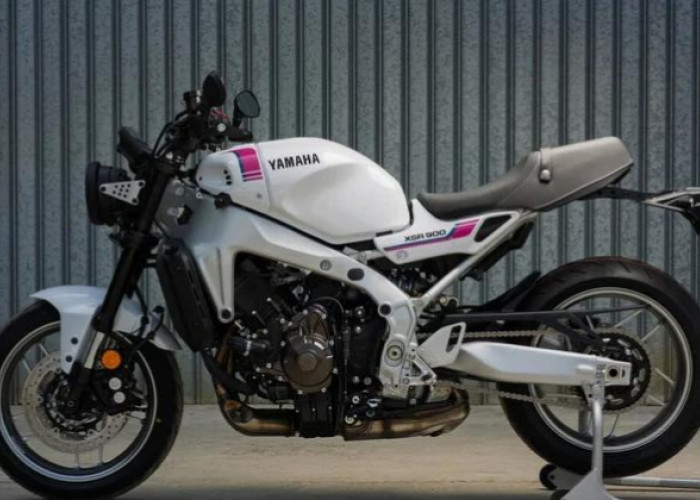 Yamaha XSR900 Tampil Makin Gahar dengan Warna Neon White, Usung Aura Balap Retro 90-an