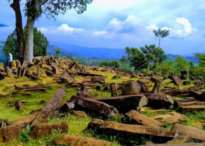 Ini Fakta Menarik Situs Gunung Padang Cianjur, Kok Beda Dari Cerita Rakyat Yah?