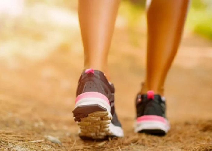 Rahasia Jalan Kaki untuk Turunkan Berat Badan: Lebih Efektif Sebelum atau Setelah Makan?