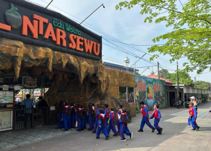 Desa Hendrosari Bangkit! Wisata Lontar Sewu Dongkrak UMKM dan Ekonomi Warga, Pembeli Kini Datang Sendiri