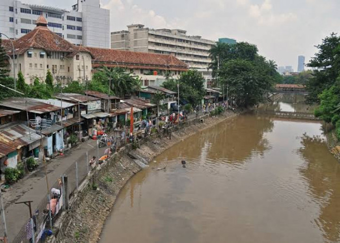 Sungai Jakarta, Memahami Sejarah dan Misteri Sungai yang Menyelusuri Ibukota Indonesia