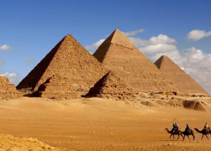 Tentang Piramida Giza Mesir, Sejarah dan Fakta-fakta Pembangunannya