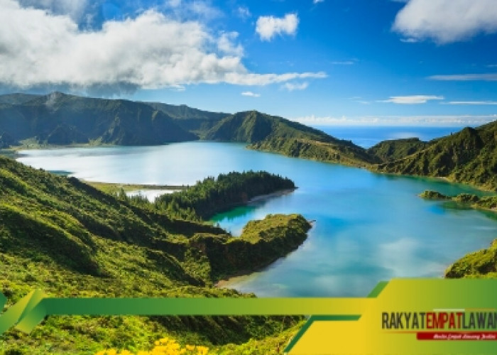 Menyusuri Keindahan Jelang Matahari di Lagoa do Fogo, Danau Vulkanik yang Menawan