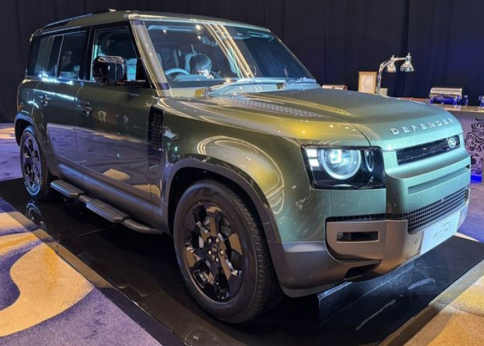Land Rover Defender 110 3.0 S Model Year 2026 Resmi Hadir, SUV Premium Tangguh dengan Interior Makin Modern